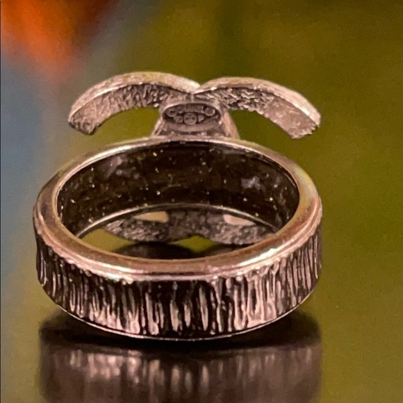 WOW POSHMARK - AUTHENTIC CHANEL PARIS SUPERMODEL RING - Picture 14 of 16
